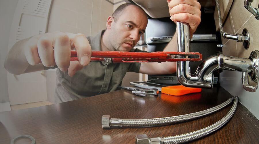 Expert burst pipe repair services in Chillicothe, OH